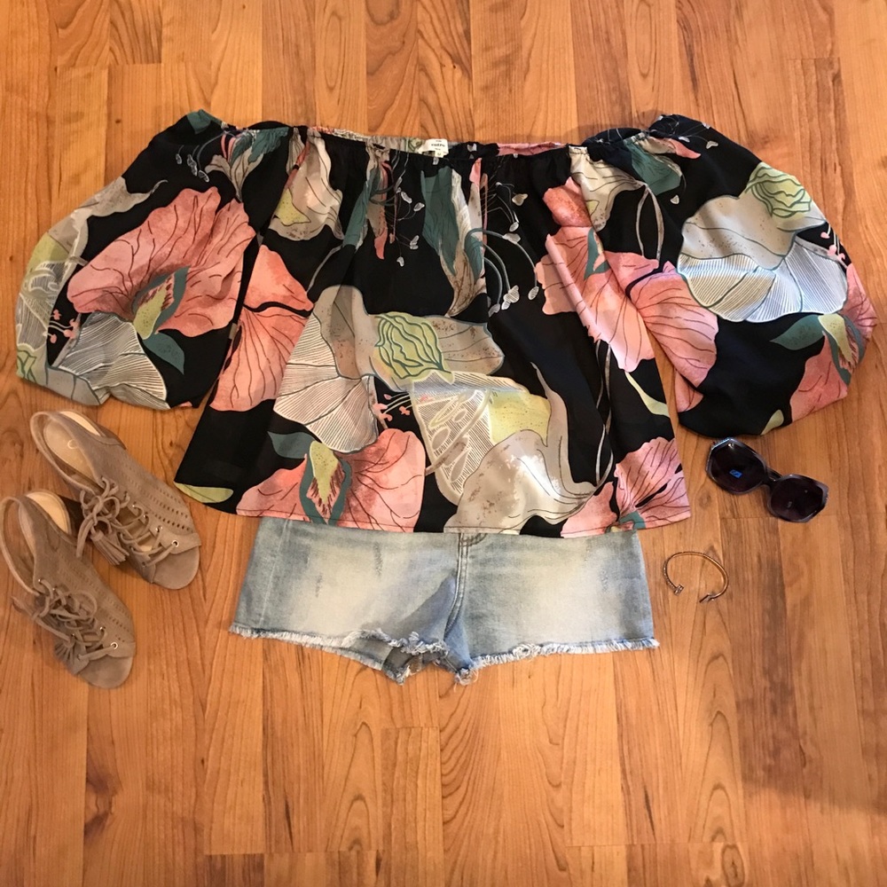 NWOT Entro 3/4 top size M from boutique